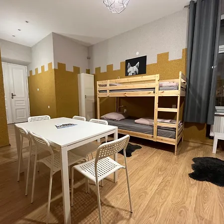 Girls Hostel-3